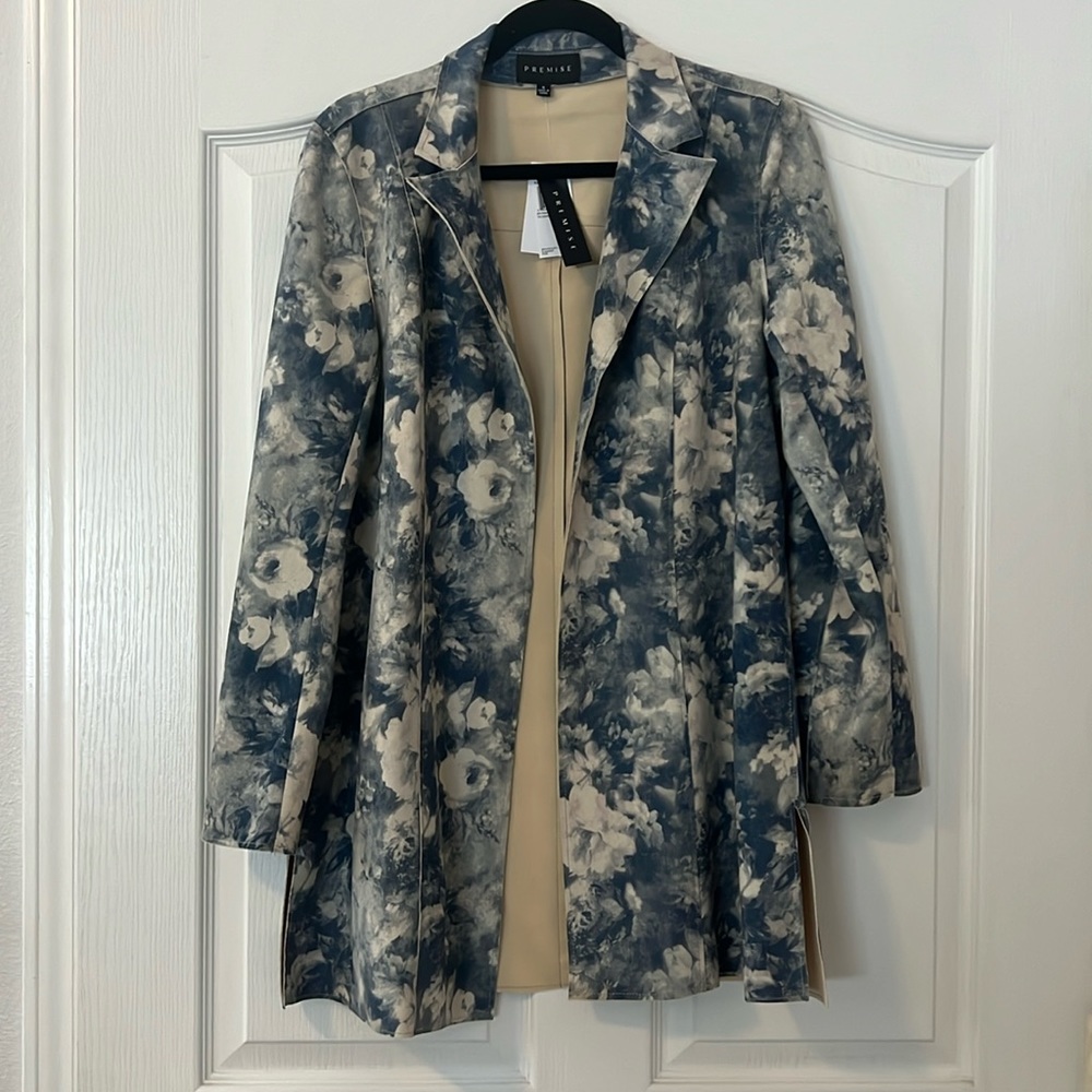 Beautiful Taupe and Blue Blazer.  NWT. Small
